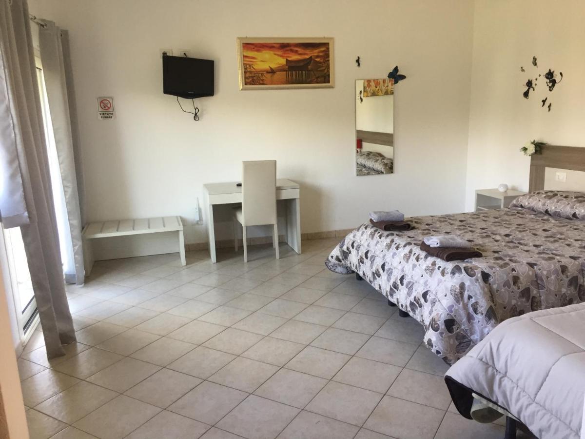 La Maison Di Zia Annina Olbia Exteriör bild