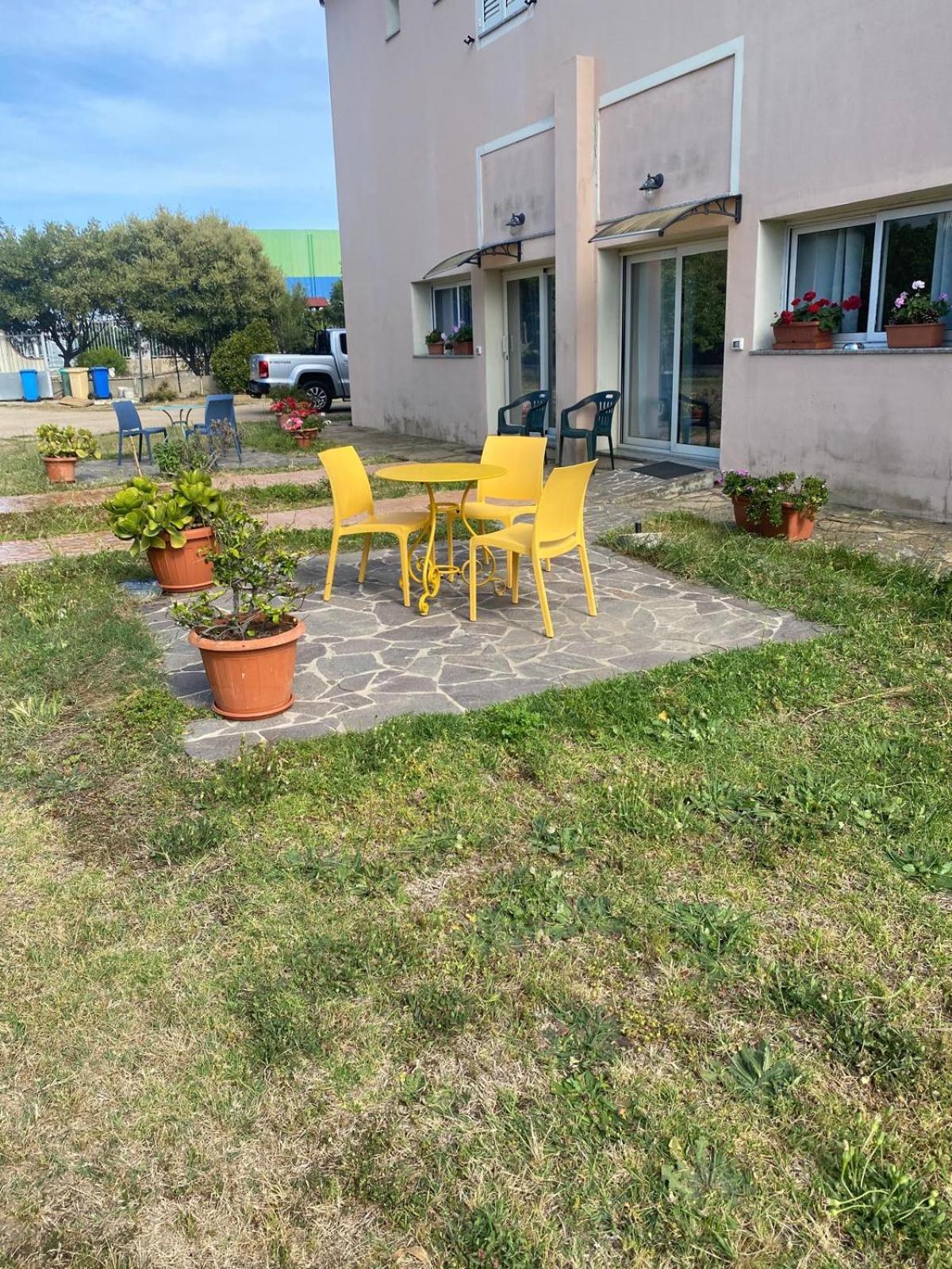 La Maison Di Zia Annina Olbia Exteriör bild